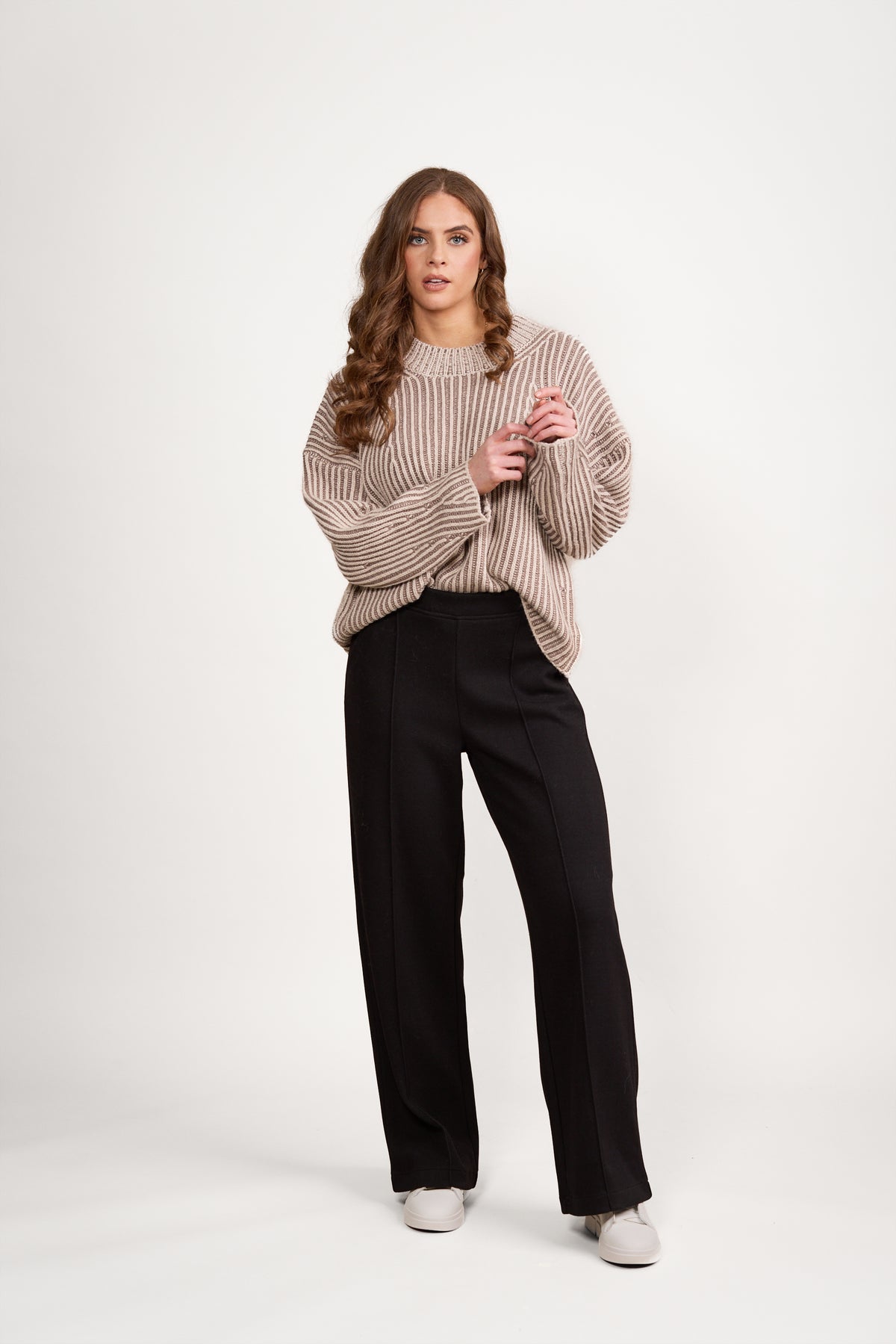 Vassalli 5017W Onyx Wide Leg Full Length Pull On Pant