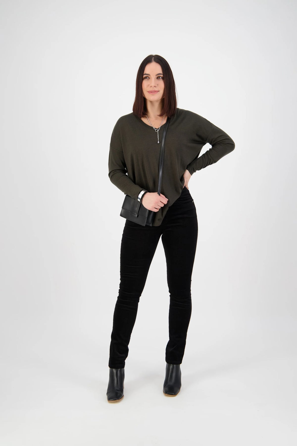 Vassalli 5910M Narrow Leg Full Length Cord Pant