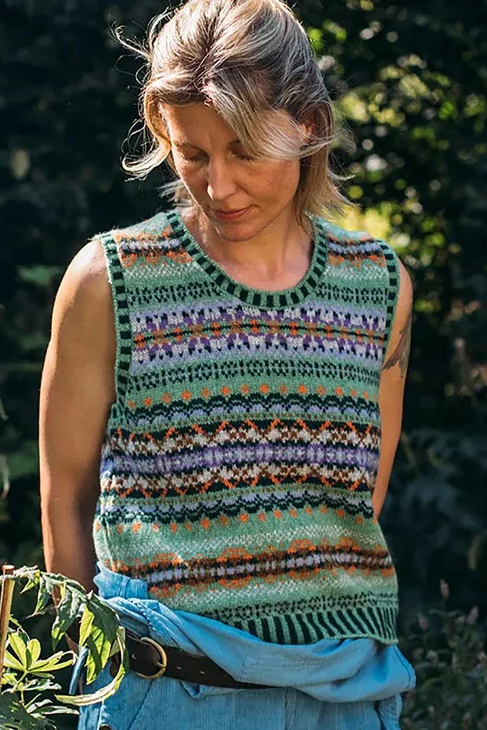 Eribe Westray Vest in Meadow