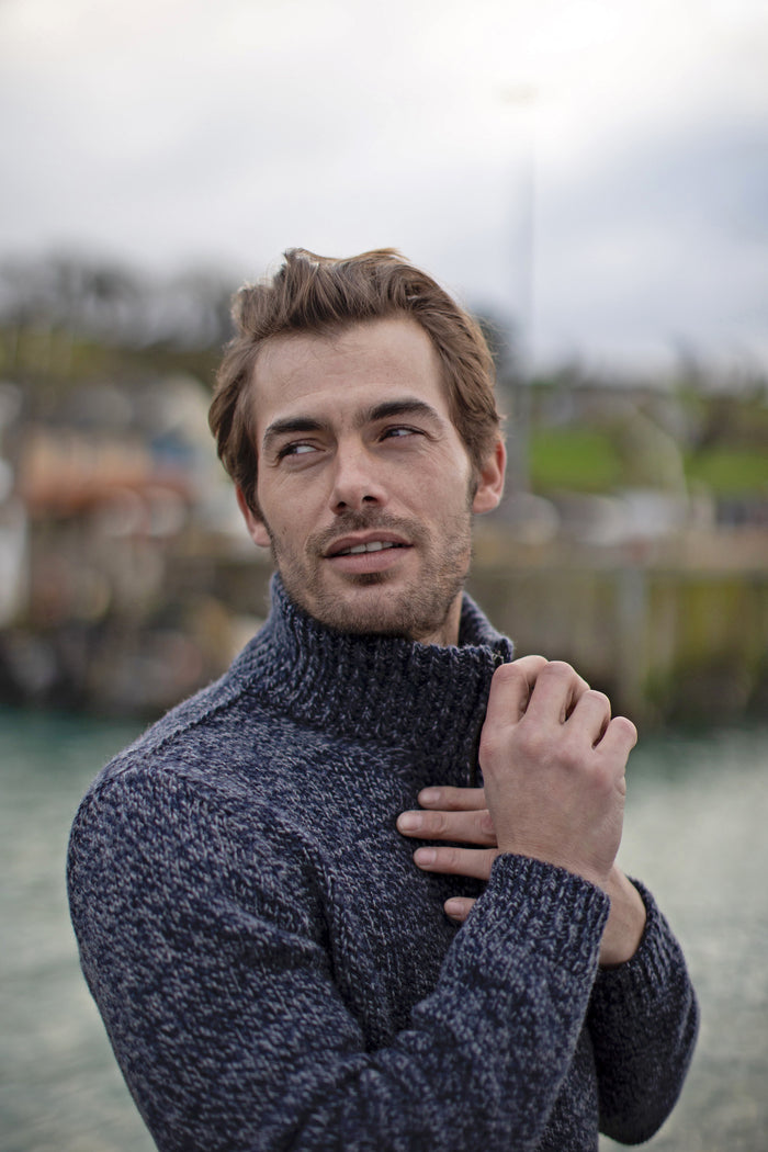 Men's Fisherman Cashmere Marled Zip Neck Sweater in Indigo/Grey FH501A