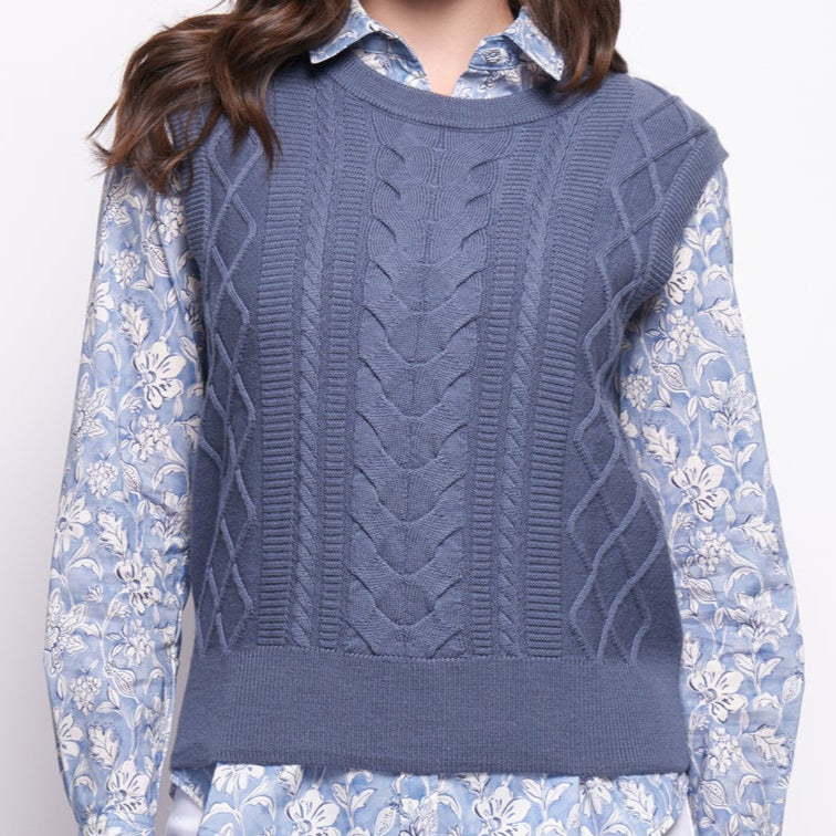 Foil Plot Twist Vest in Airforce