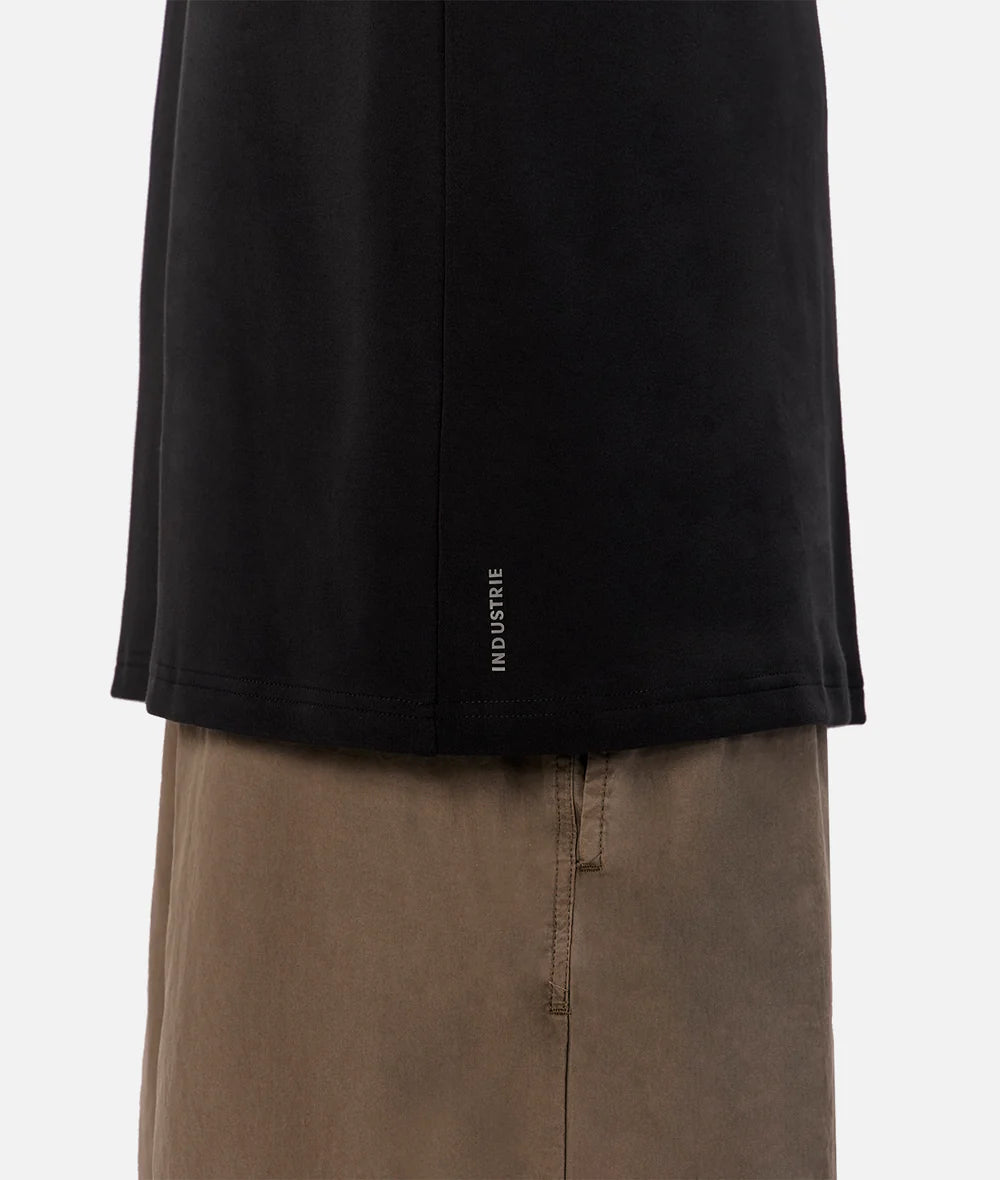 The Newport L/S Tee in Black
