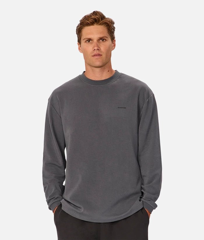 The Newport L/S Tee in Slate