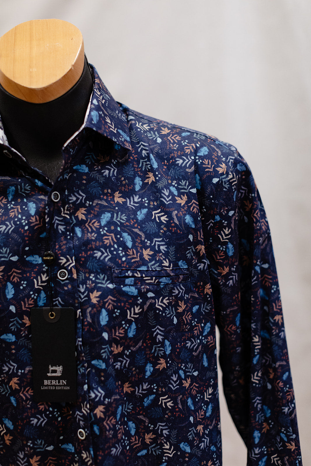 Men's Blue / Beige  Autumn Botanical Long Sleeve Shirt - Berlin
