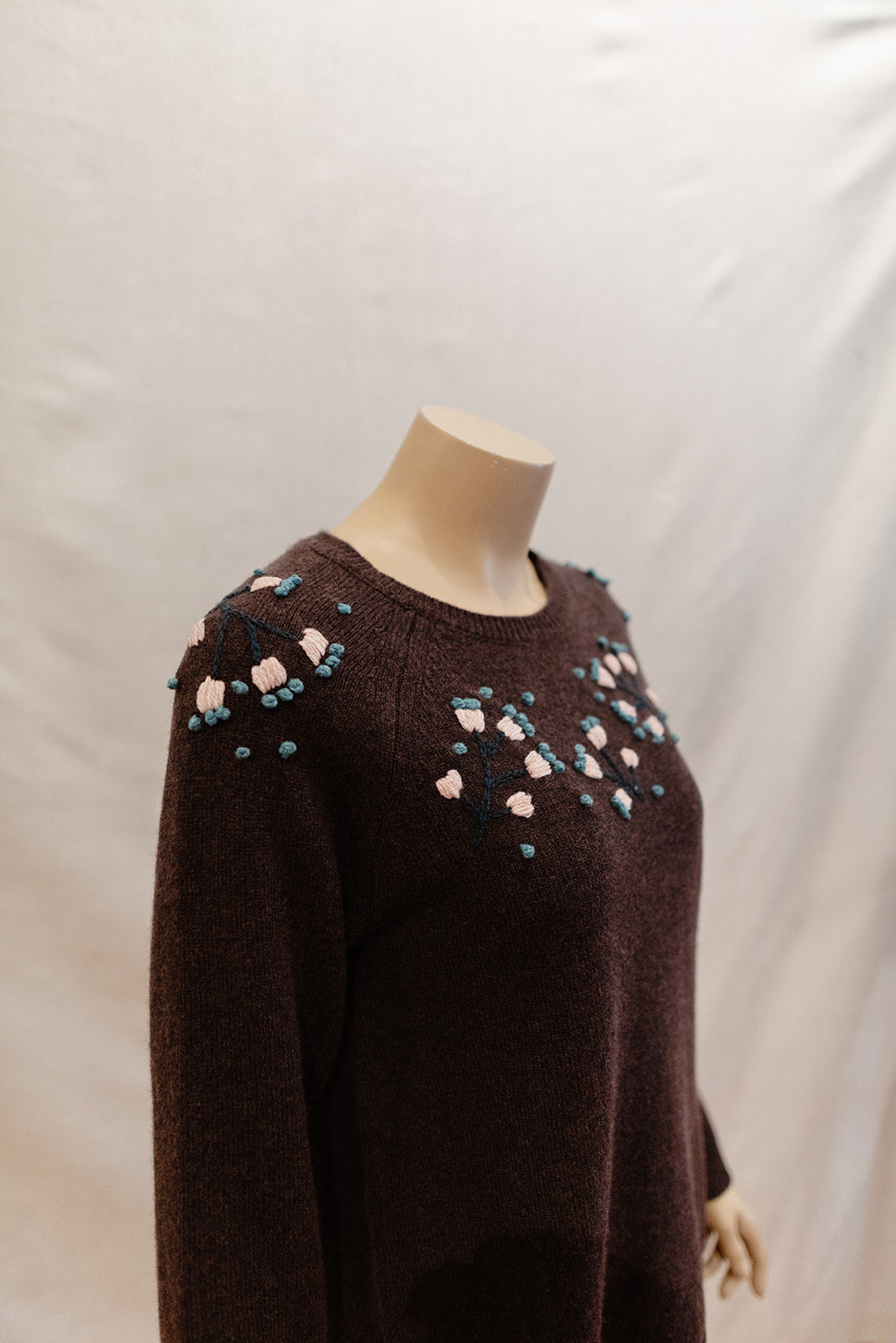 Mansted Vicky Crew Jumper in Dark Brown