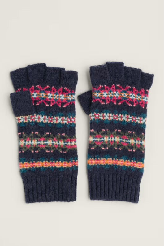 Mabyn Fingerless Gloves in Palace Cove and Wheal Towan