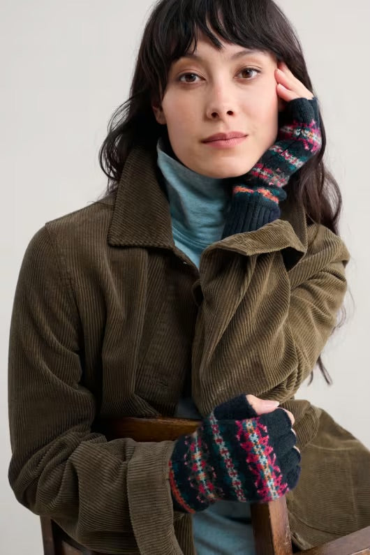 Mabyn Fingerless Gloves in Palace Cove and Wheal Towan