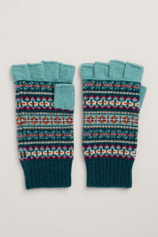 Mabyn Fingerless Gloves in Palace Cove and Wheal Towan