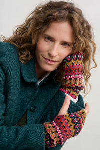 Malva Fingerless Gloves in Fire or Grassland Mix