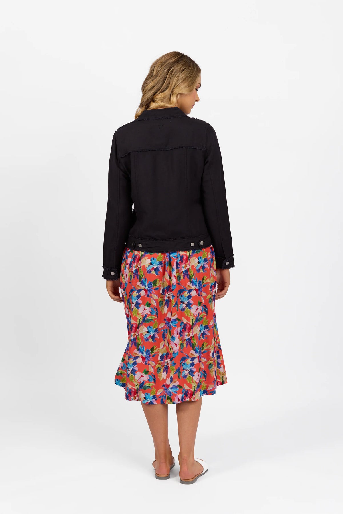 Vassalli Linen Jacket Navy 2026A