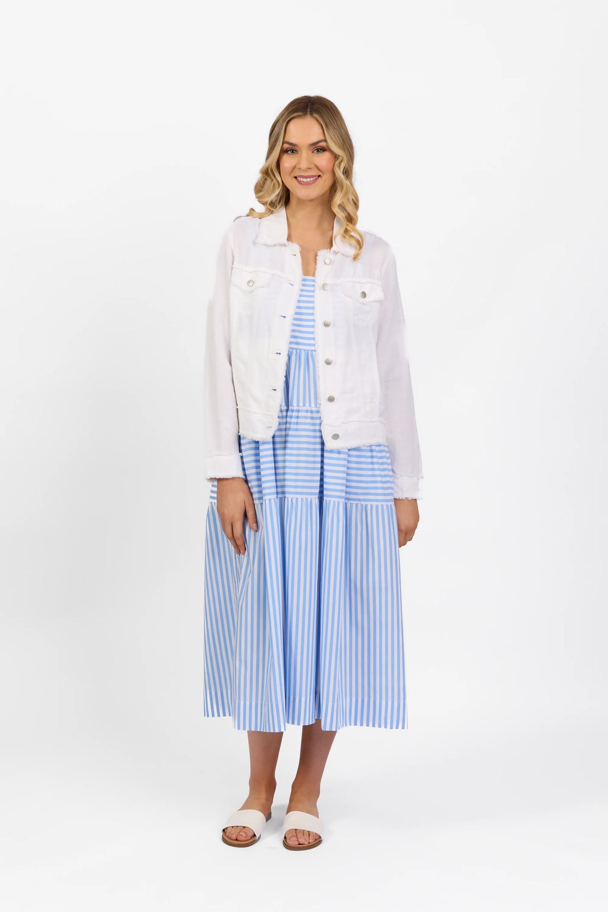 Vassalli Linen Jacket in White 2026A