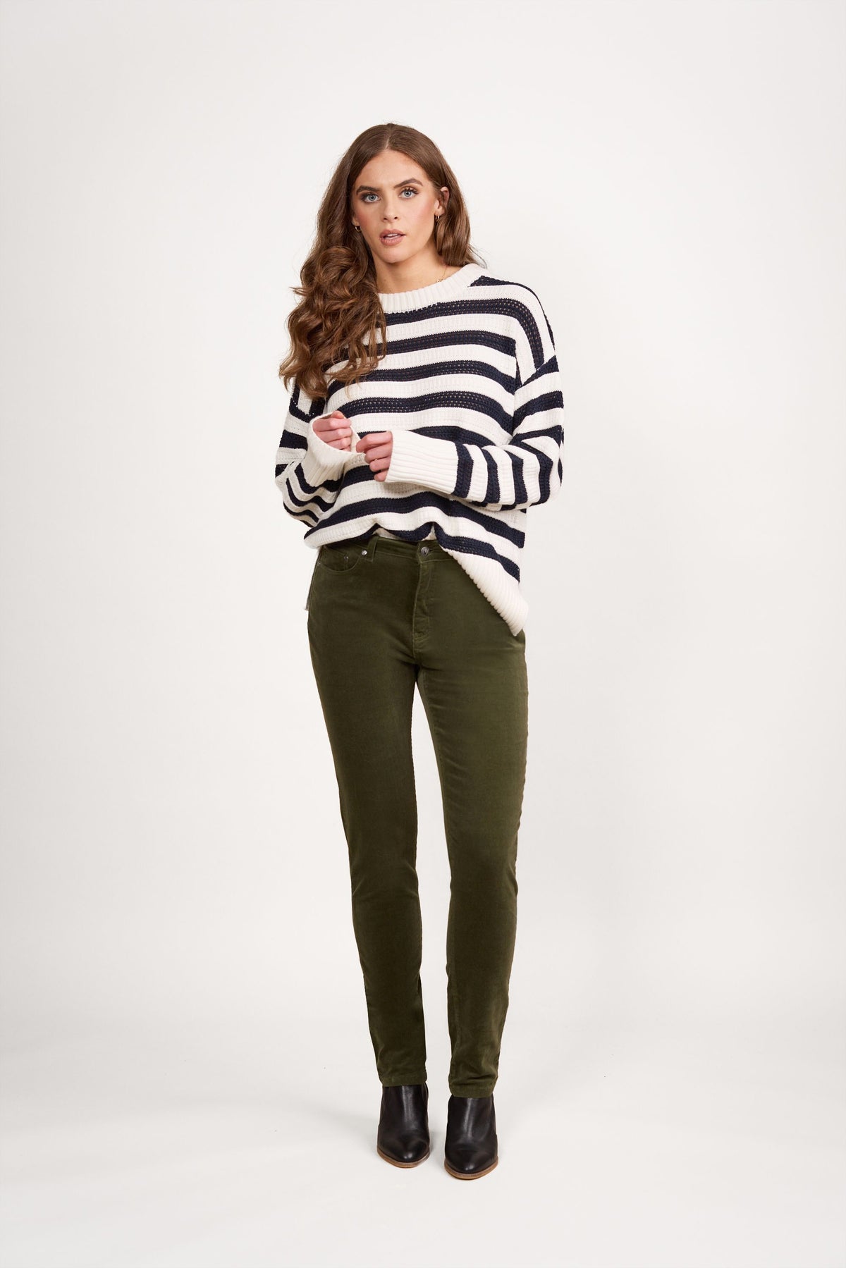 Vassalli 5910M Narrow Leg Full Length Cord Pant