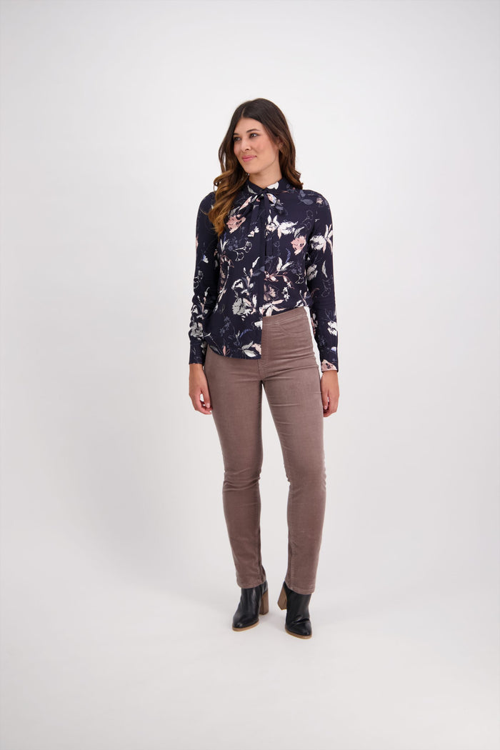 Vassalli 234M Slim Leg, Elastic Waist Cord Pants