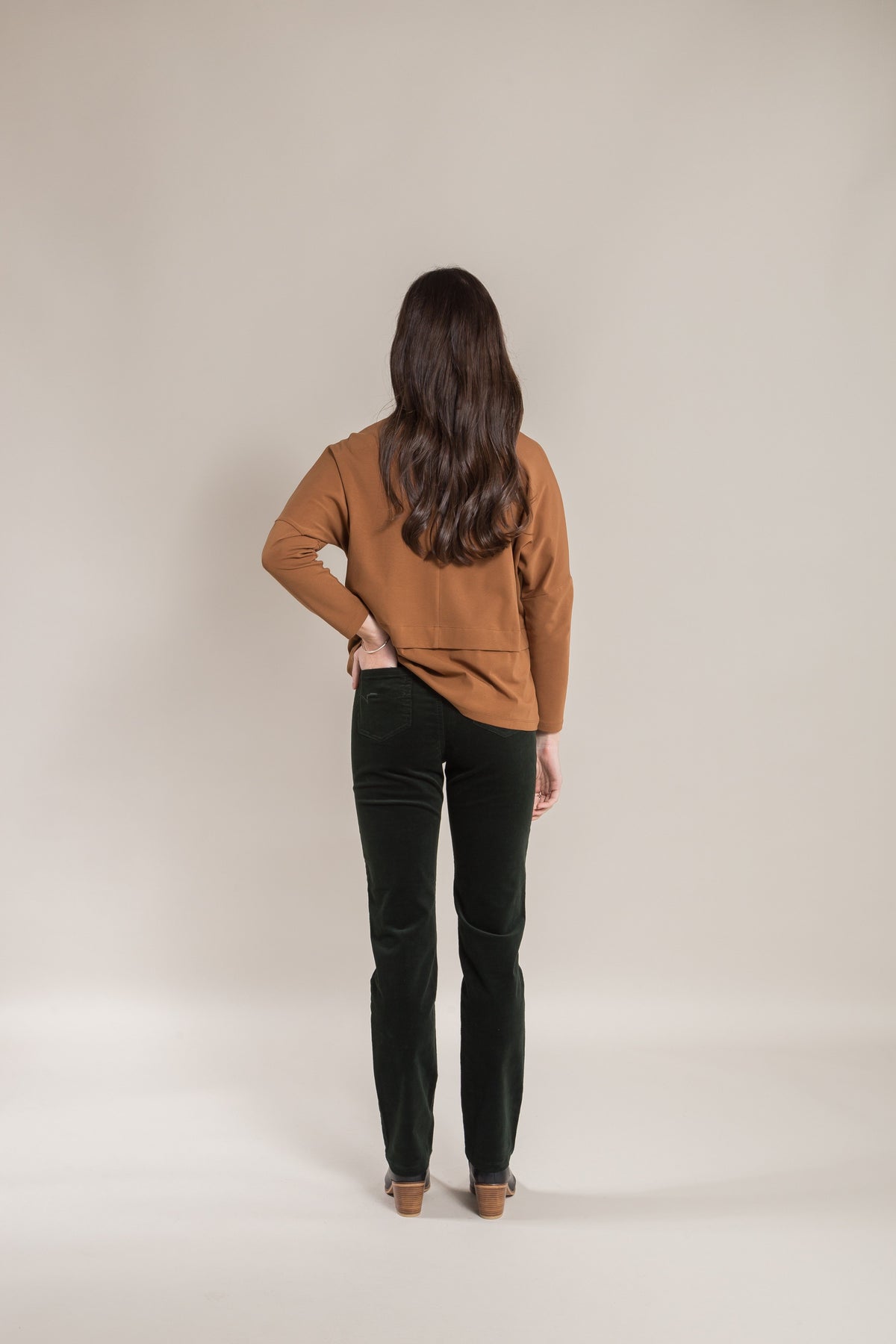 Vassalli 234M Slim Leg, Elastic Waist Cord Pants
