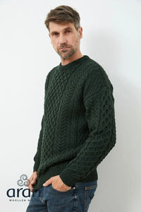 Traditional Unisex Aran Sweater in Army Merino