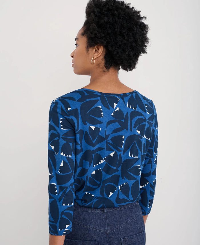 Appletree 3/4 Top in Floral Cutout Ink