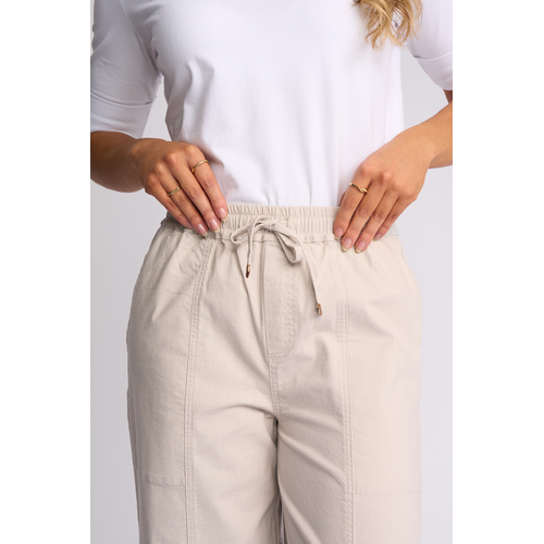Dione Pant in Stone 5066N