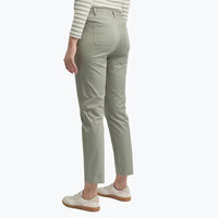 Yarra Trail Nova Jogger in Moss 8051