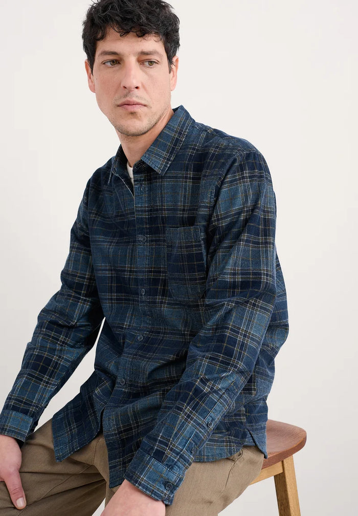 Seasalt Men's Shoreman Printed Cord Shirt in Gerens Hydrangeas