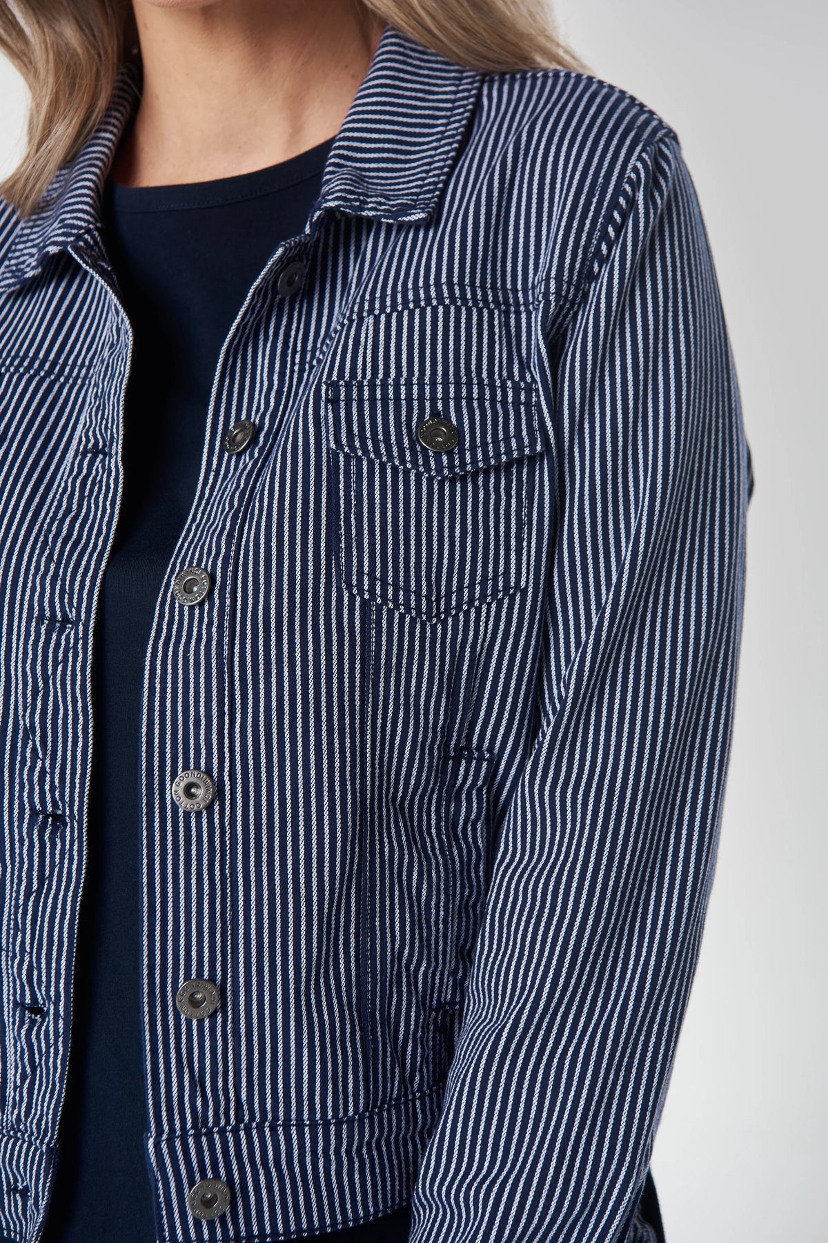 Goondiwindi Ray Denim Jacket in Dark Navy/White