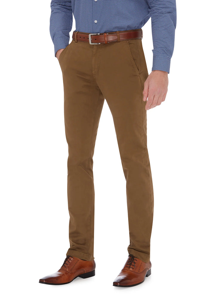 City Club Breeze Edusa Chino - Nutmeg