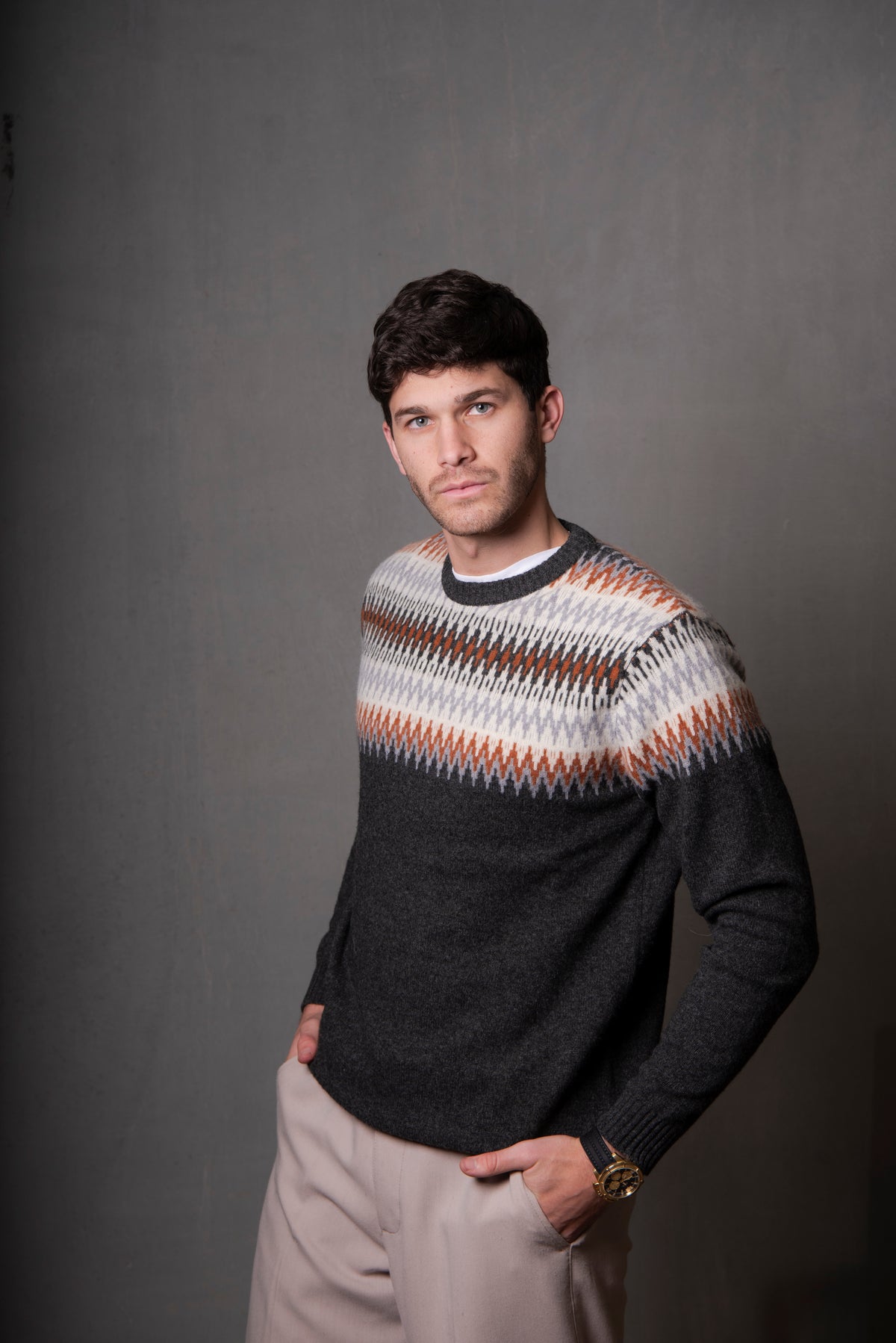 Crew Neck Fair Isle Pullover in Graphite Combo BL6515