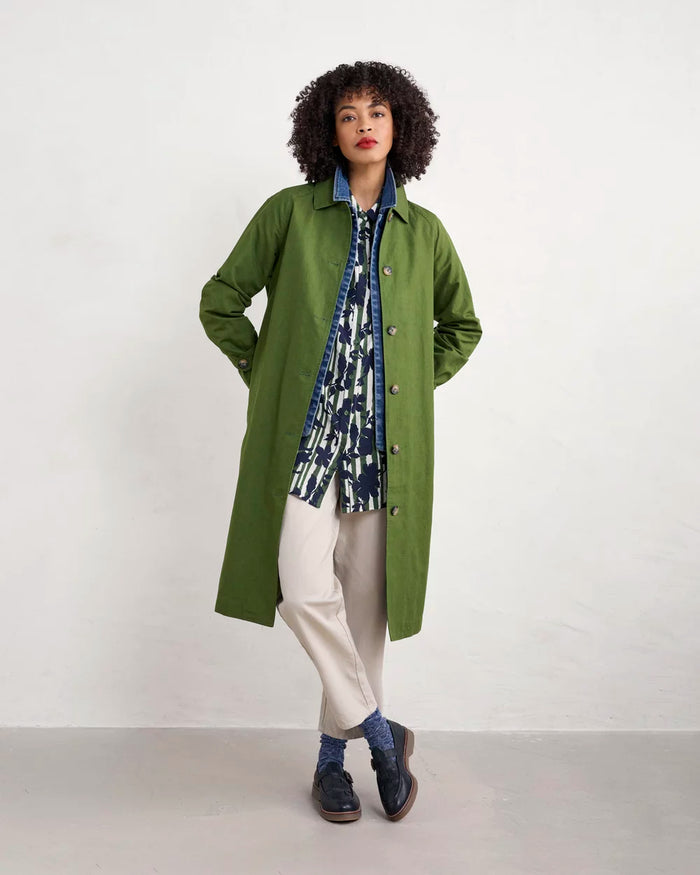 Seasalt Boscastle Mac Regular in Forest Green