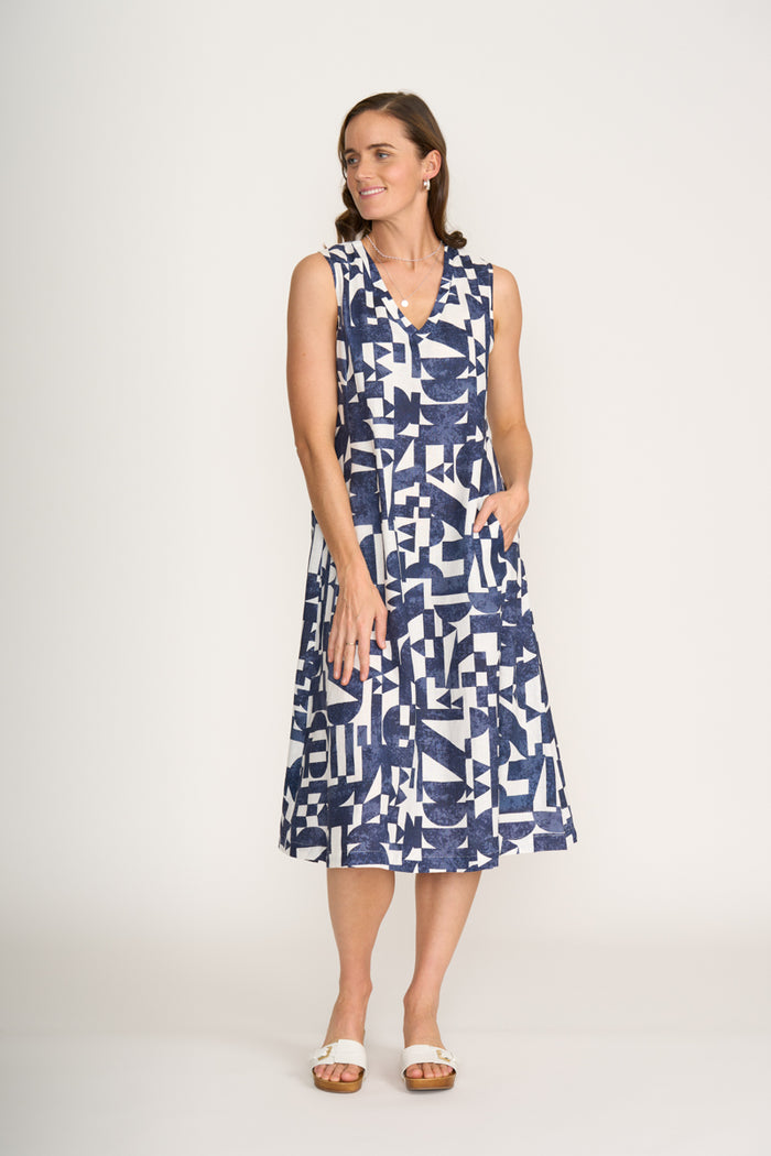 Foil Generosity Dress in Best Angle Print 8229