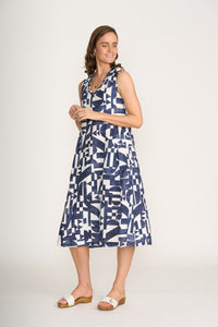 Foil Generosity Dress in Best Angle Print 8229