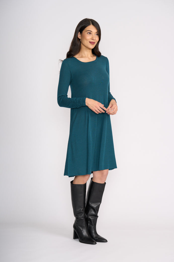 Foil Delightful Dress in Midnight Green 8417