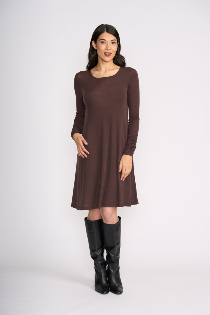 Foil Delightful Dress in Ristretto 8417
