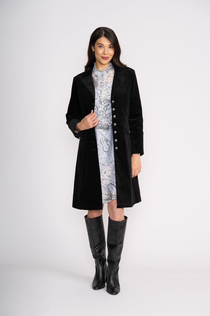 Foil Cordially Invited Coat in Black 8529