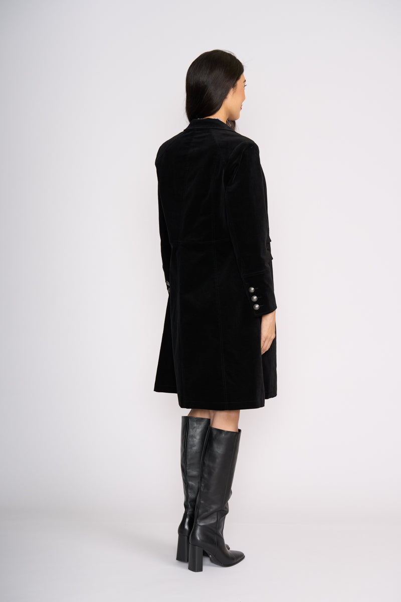 Foil Cordially Invited Coat in Black 8529