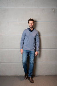 Fields Merino Vee Neck Jumper in Chambray FL880