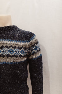 Fisherman out of Ireland Jumper with FairIsle Chest Pattern in Navy / Slate