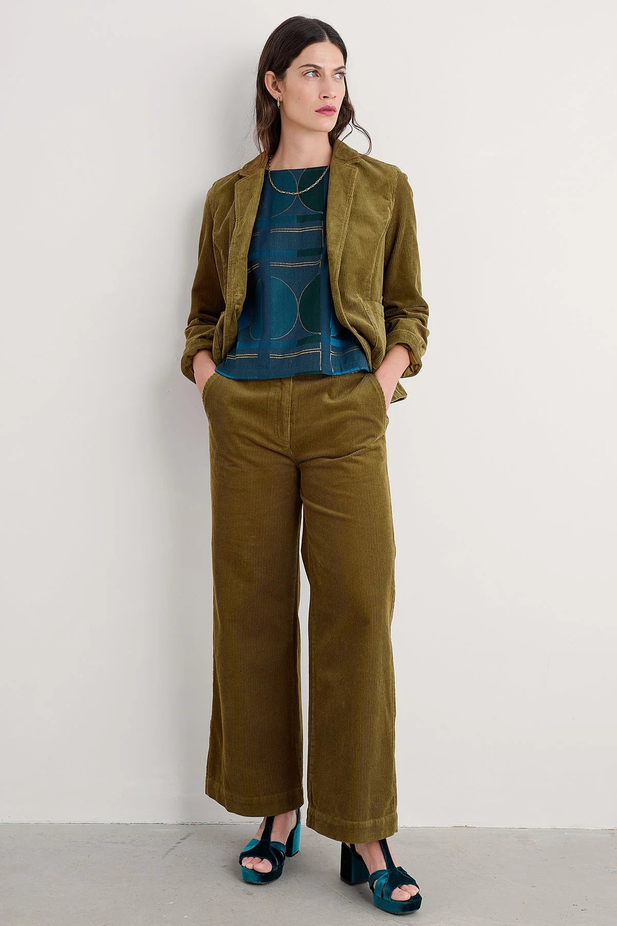 Seasalt Dillwyn Trouser in Bright Olive