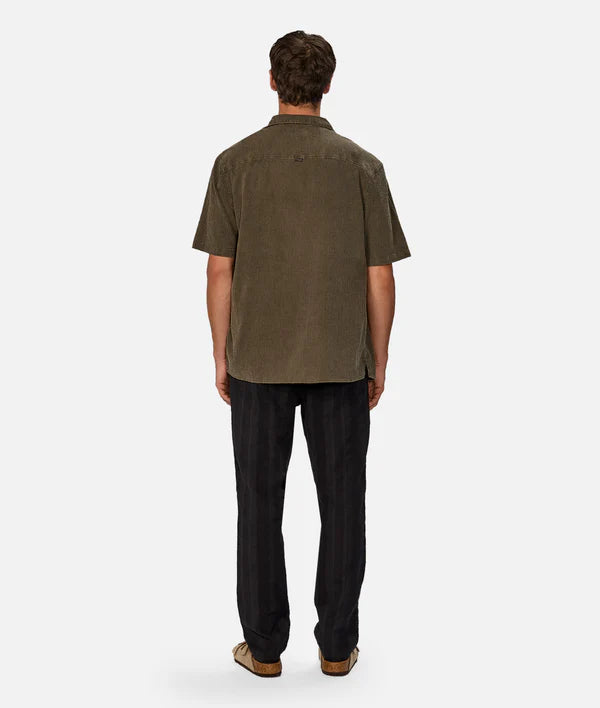 The Magna Short Sleeve Shirt in New Jungle