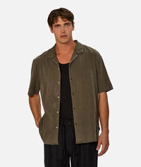 The Magna Short Sleeve Shirt in New Jungle