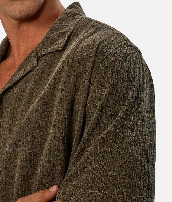 The Magna Short Sleeve Shirt in New Jungle