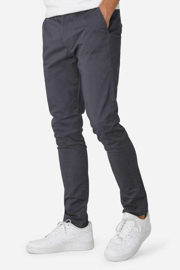 The Cuba Chino Pant in Antique Navy