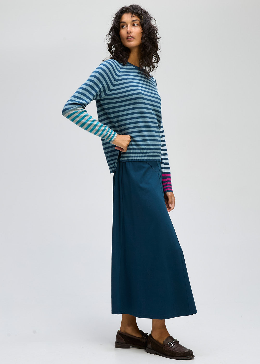 LD + Co Retro Bands Crew in Teal 8168