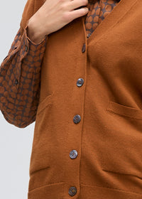 LD + Co Button Vest in Nutmeg 8169