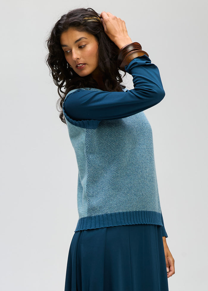 LD + Co Pattern Vest in Sea Foam 8191
