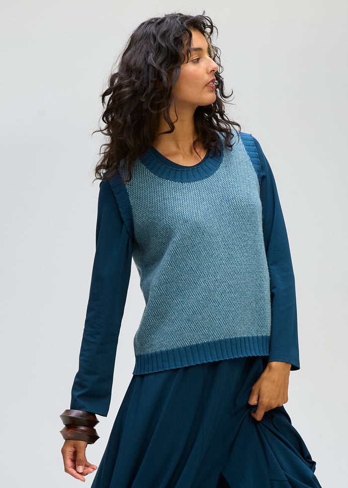 LD + Co Pattern Vest in Sea Foam 8191