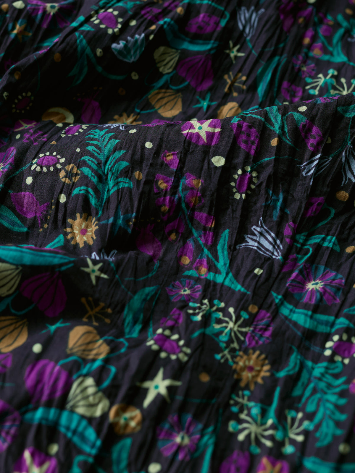 Seasalt Larissa Shirt in Illuminated Garden Onyx