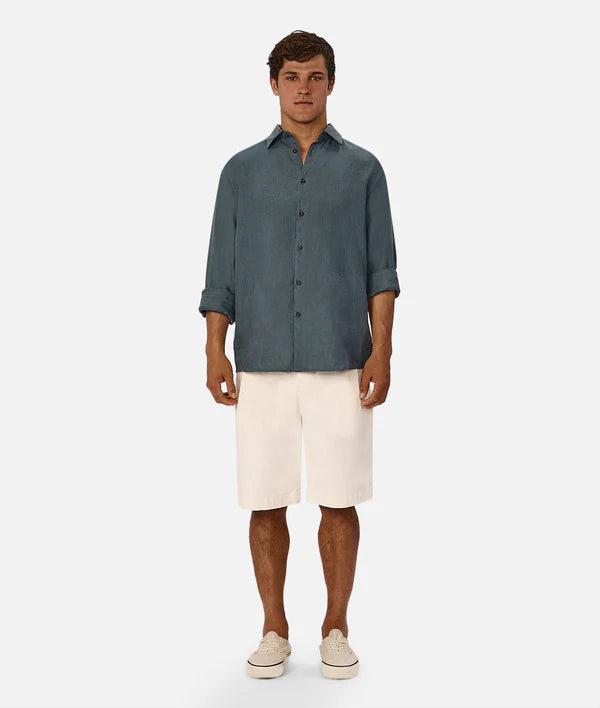 The St Martins L/S Shirt in Deep Ocean