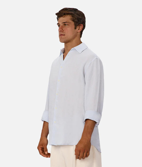 The St Martins L/S Shirt in Powder Blue