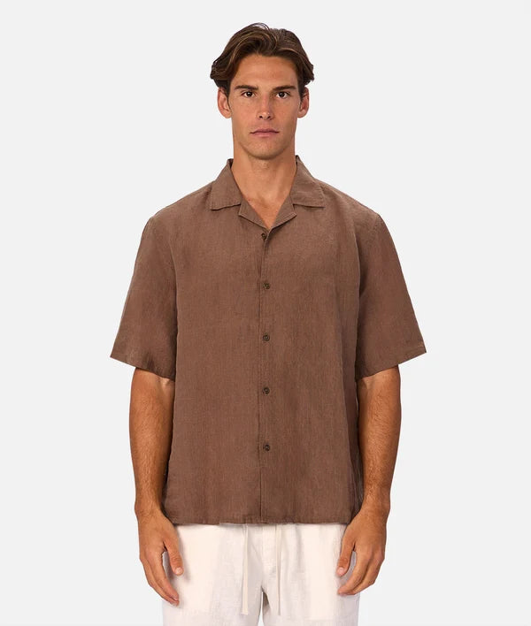 The St Martins S/S Shirt in Macchiato