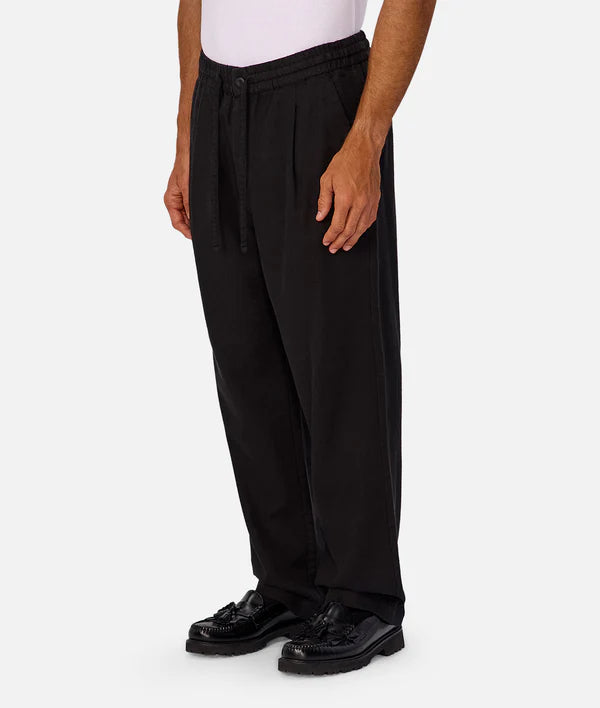 The Relaxed Mallorca Pant