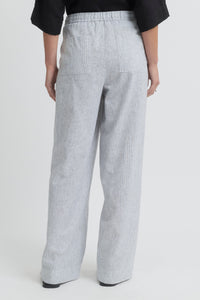 Yarra Trail Myth Pant in White/Blk